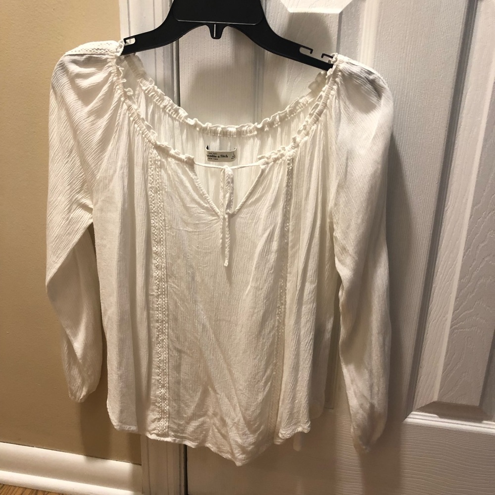 Abercrombie & Fitch ladies size L white blouse